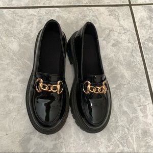 Faux patent leather chunky/platform loafers size 7